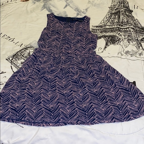 A midis skater dress - Picture 3 of 6